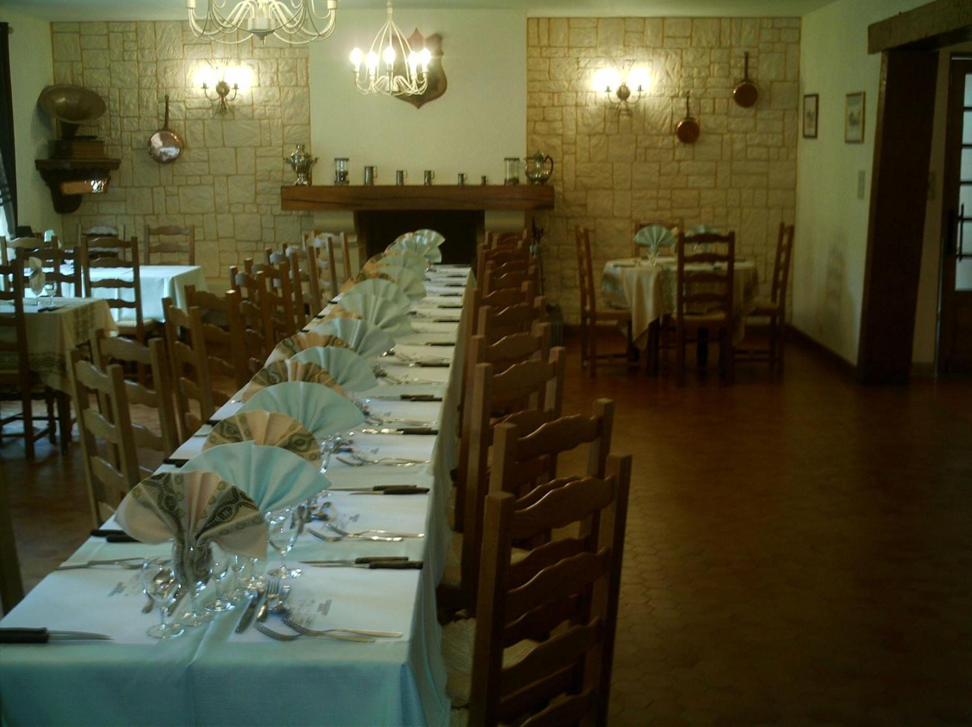 Hôtel L'Argonn' Auberge Apremont  Buitenkant foto