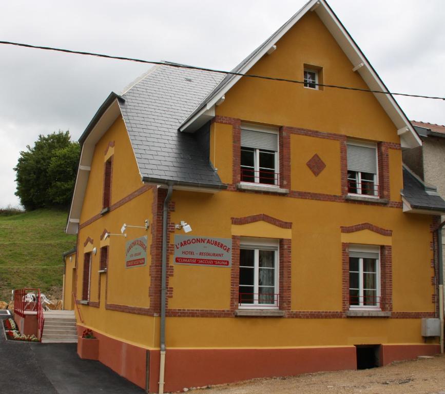 Hôtel L'Argonn' Auberge Apremont  Buitenkant foto